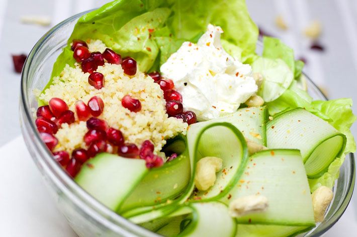 BOL DE CRISTAL CON ENSALADA